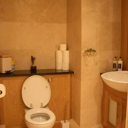 Penthouse, 3 Bedroom Luxury *