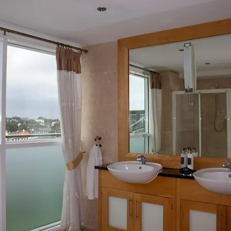 Penthouse, 3 Bedroom Luxury Apartment
